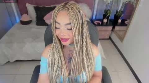 Snapshot of conny_curly chatting on 10/28/25, 02:31 Conny online show from 10/28/25, 02:31