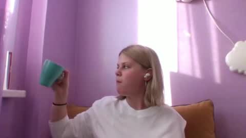 Viktorina online show from 03/18/26, 01:03