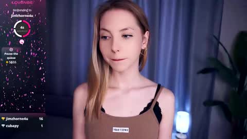 Hello im Sofia Welcme to my room .More hugs and kiss for you online show from 09/16/25, 05:41