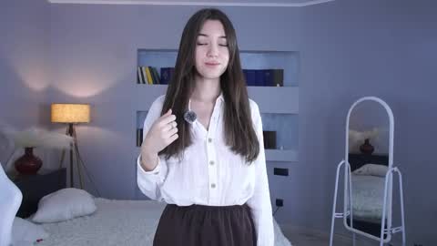 Ellie online show from 04/05/26, 10:01