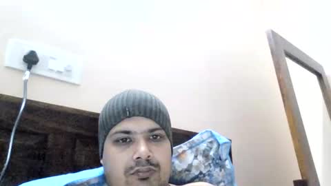 Snapshot of cool_breeze09 chatting on 11/11/25, 07:58 Cool Breeze09 online show from 11/11/25, 07:58