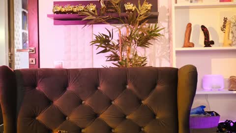 Ginger The Cringer online show from 02/06/25, 09:22