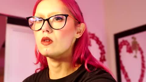 Ginger The Cringer online show from 11/22/25, 10:03