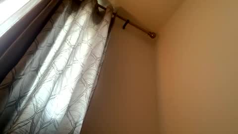 coolvibes69 online show from 10/25/25, 04:24