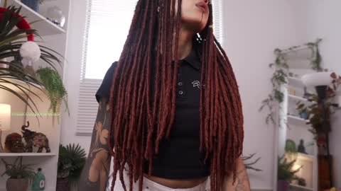 Snapshot of cooper_reds chatting on 12/23/24, 06:48 ROSELL 3 online show from 12/23/24, 06:48