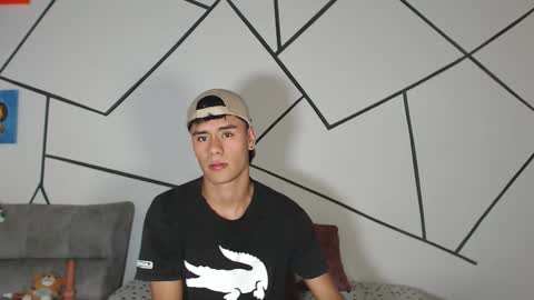 Snapshot of cooper_shiro chatting on 12/16/25, 06:57 shiro online show from 12/16/25, 06:57