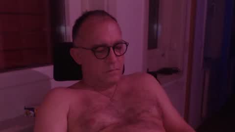 Snapshot of coquin369 chatting on 01/02/25, 10:33 Coquin369 online show from 01/02/25, 10:33