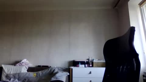 cora_fora online show from 09/11/25, 07:08