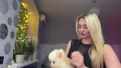 Anny online show from 04/06/26, 03:46