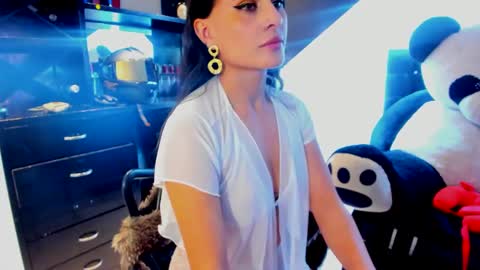 Coral  online show from 02/01/25, 06:08