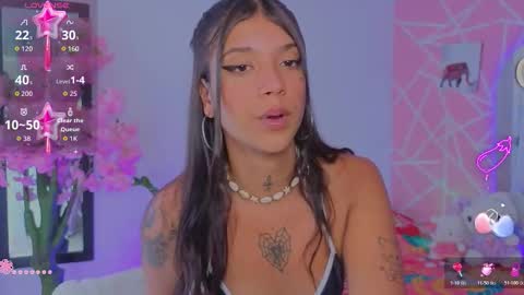 coral_larsson online show from 02/02/26, 06:17