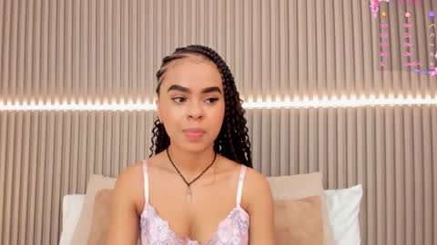 Snapshot of coralineross_ chatting on 02/22/25, 11:02 coralineross_ online show from 02/22/25, 11:02