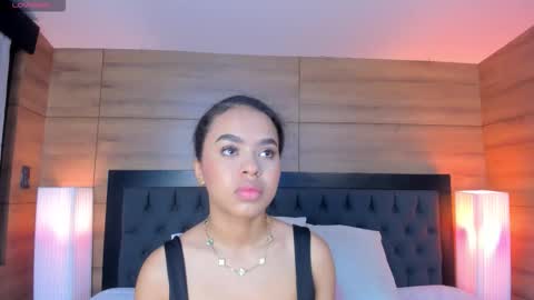 coralineross_ online show from 01/09/26, 11:02