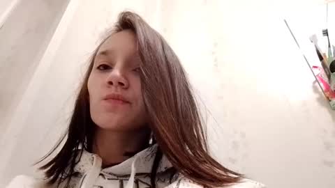 Lina online show from 01/18/26, 09:24