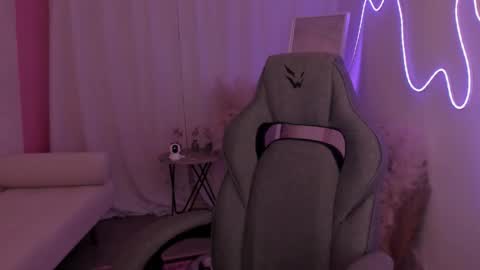 little girl who is always right or just Cora online show from 02/03/26, 06:22