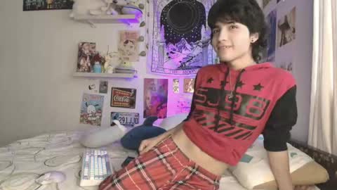 Snapshot of corey_moon chatting on 02/09/26, 03:16 Corey Glenn online show from 02/09/26, 03:16