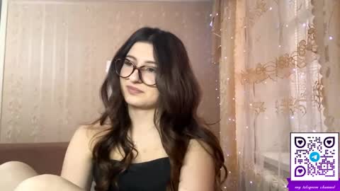 Elisheva online show from 04/09/26, 02:33