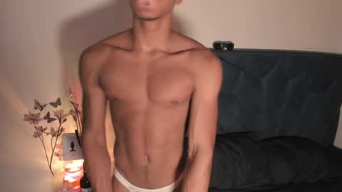 Snapshot of coreyglover chatting on 12/11/24, 04:18 CoreyGlover online show from 12/11/24, 04:18