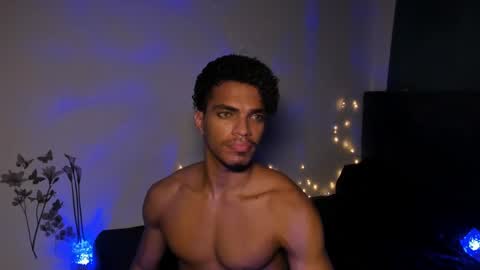 Snapshot of coreyglover chatting on 02/11/25, 12:05 CoreyGlover online show from 02/11/25, 12:05