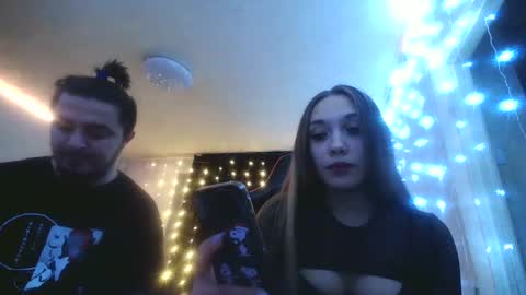 Snapshot of corn_404 chatting on 01/04/25, 05:47 Nata and Raf online show from 01/04/25, 05:47