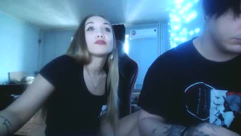 Snapshot of corn_404 chatting on 03/09/25, 11:03 Nata and Raf online show from 03/09/25, 11:03