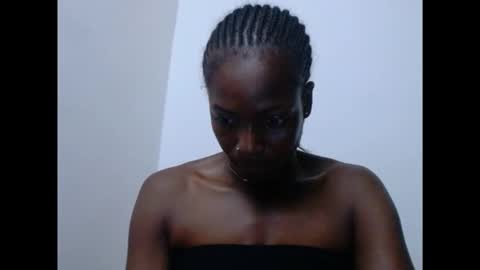 Snapshot of cornxslut chatting on 10/23/25, 12:48 cornxslut online show from 10/23/25, 12:48