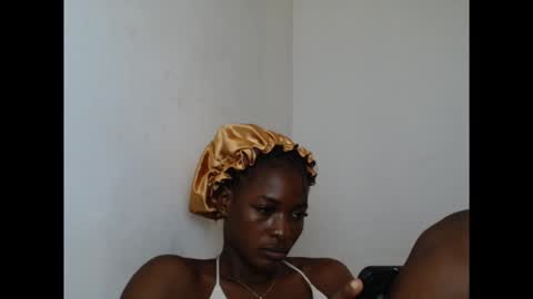 Snapshot of cornxslut chatting on 11/15/25, 09:17 cornxslut online show from 11/15/25, 09:17