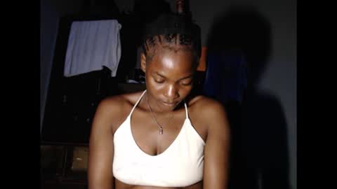 Snapshot of cornxslut chatting on 02/18/26, 08:43 cornxslut online show from 02/18/26, 08:43