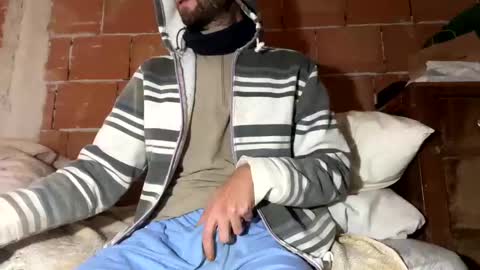 Snapshot of corradog83 chatting on 01/28/25, 01:05 Corrado online show from 01/28/25, 01:05