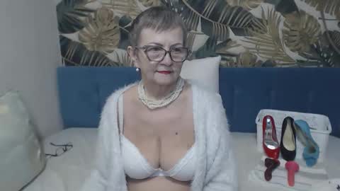 Snapshot of corssika chatting on 02/14/26, 01:08 corssika online show from 02/14/26, 01:08