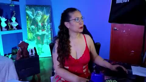 Snapshot of cory_chasecol888 chatting on 11/18/25, 05:34 Natali online show from 11/18/25, 05:34