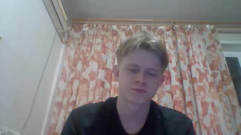 Snapshot of cosm2312 chatting on 04/13/26, 07:08 Andrew online show from 04/13/26, 07:08