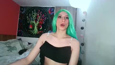 Snapshot of cosmic_crystal chatting on 02/23/25, 10:42 cosmic_crystal online show from 02/23/25, 10:42