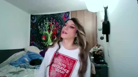 Snapshot of cosmic_crystal chatting on 11/09/25, 09:24 cosmic_crystal online show from 11/09/25, 09:24