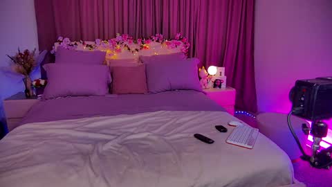 Sia online show from 02/04/25, 05:53