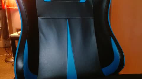 cosmicjones88 online show from 01/04/25, 04:33