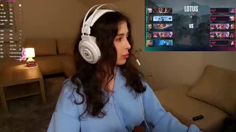 Luna online show from 03/21/26, 06:11