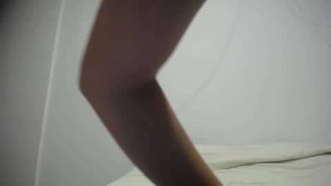 costantine helena24 online show from 12/08/24, 06:50