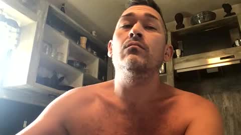 countryjoe2002 online show from 10/16/25, 06:09