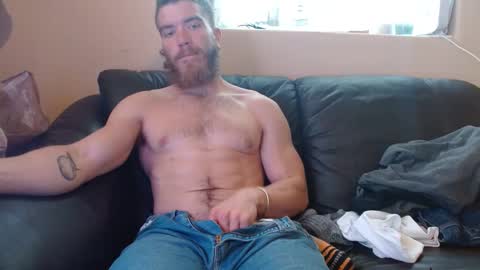 Snapshot of couplaloverz chatting on 03/08/25, 08:35 Tony online show from 03/08/25, 08:35