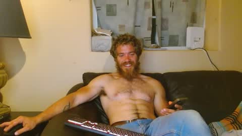 Snapshot of couplaloverz chatting on 09/24/25, 04:38 Tony online show from 09/24/25, 04:38