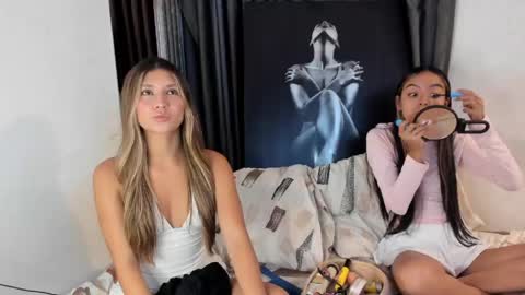 couple_funnyy online show from 05/29/26, 10:52