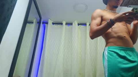 couple_hot_xxxz online show from 05/25/26, 11:00