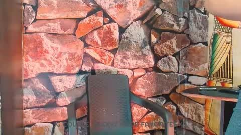 MIA LIZ AND SAM online show from 12/11/24, 06:36