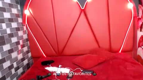 MIA LIZ AND SAM online show from 02/23/25, 11:47