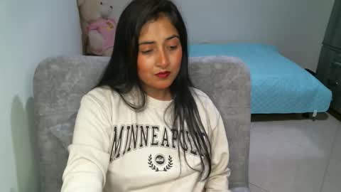 couplecaliente10 online show from 01/14/26, 12:38