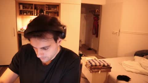 coupleforyou23 online show from 02/11/25, 09:56