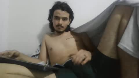 Snapshot of couplehot0917 chatting on 10/12/25, 03:49 Lucia And Daniel online show from 10/12/25, 03:49