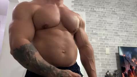 couplemuscle40 online show from 04/14/26, 02:12