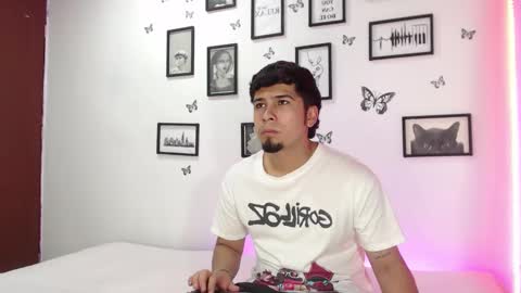 Juli and Liam online show from 01/08/25, 04:23